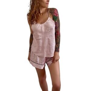 VICTORIA’S SECRET Pink Satin Signature Pajama Set 2 Piece Shorts Cami Size SP